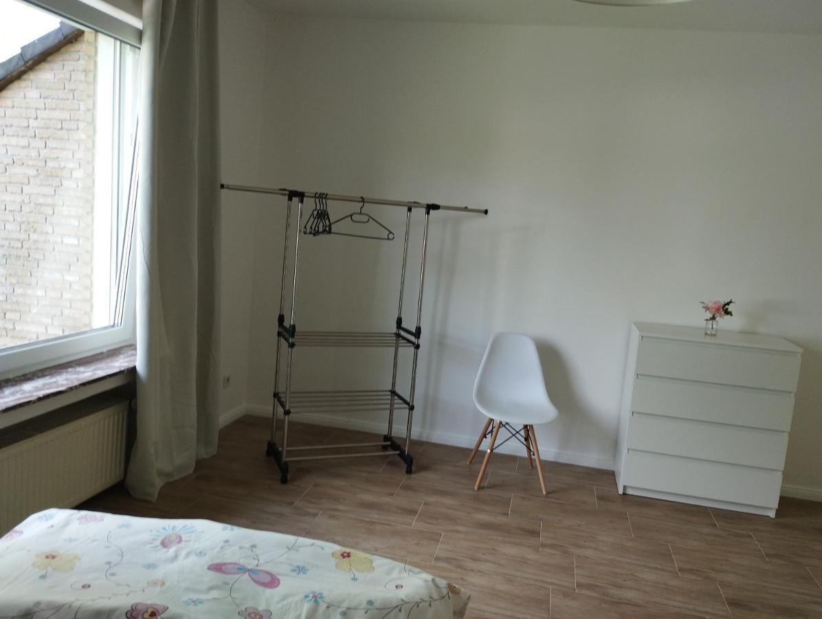 Appartement 4 Personen - Zimmer In Wohnung, Zentral, Ruhig, Modern Lubbecke Esterno foto